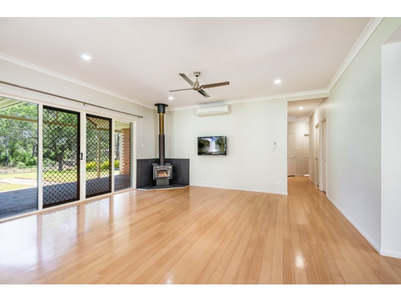 3 Woolmer Road, Highfields QLD 4352