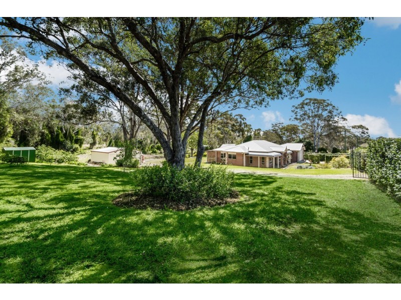 3 Woolmer Road, Highfields QLD 4352
