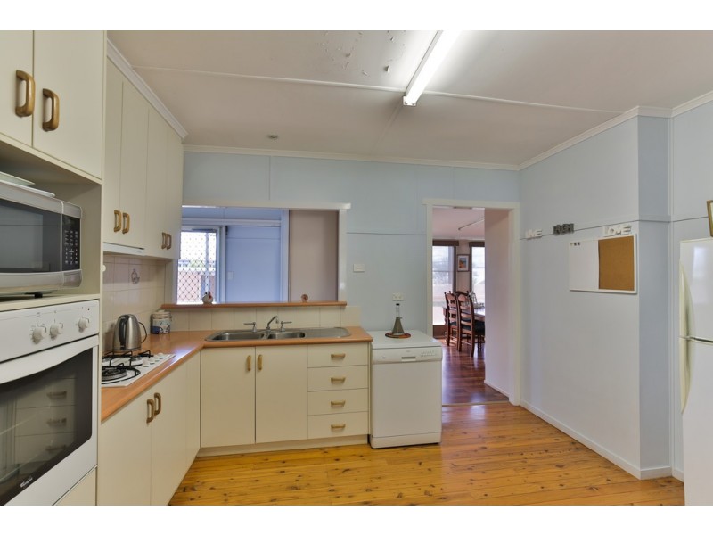29 Diagonal Street, South Toowoomba QLD 4350