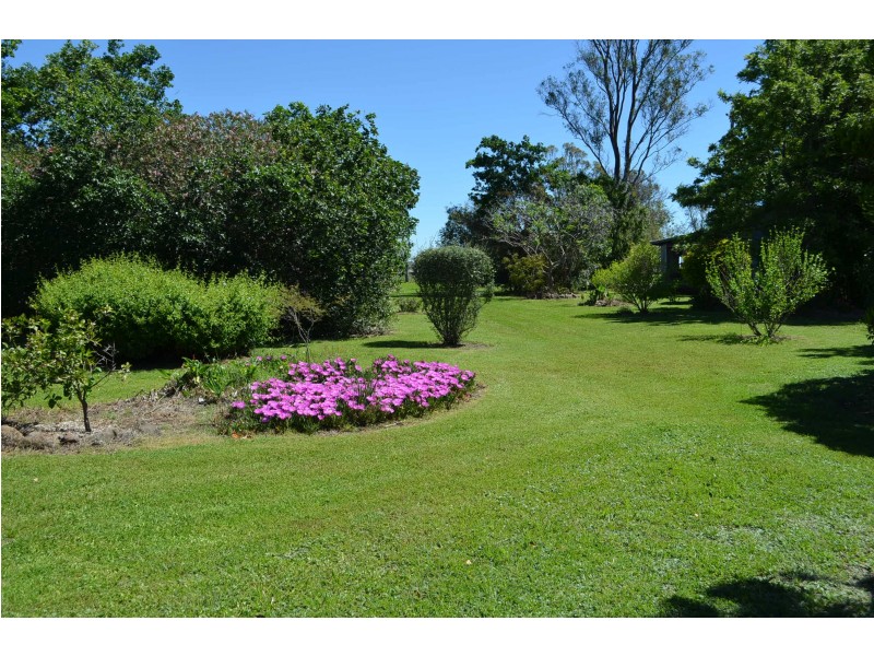 104 Ted Mengel Road, Felton QLD 4358