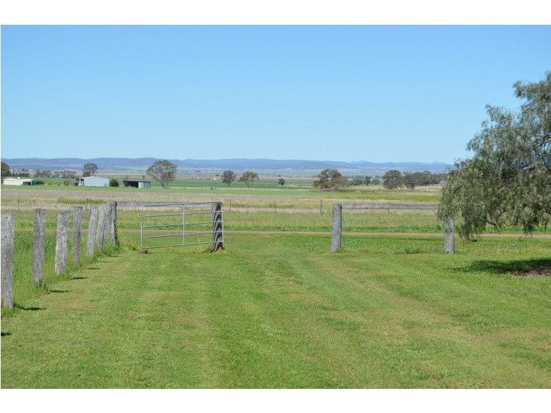 104 Ted Mengel Road, Felton QLD 4358