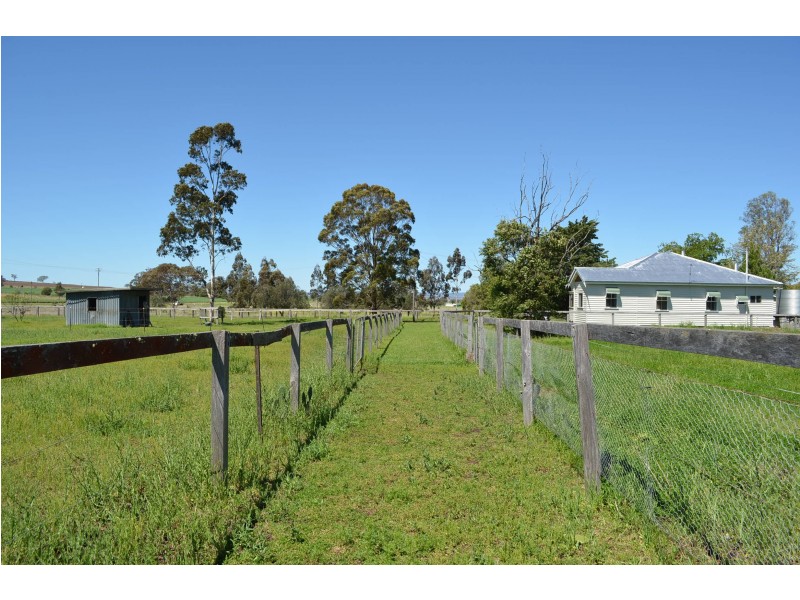 104 Ted Mengel Road, Felton QLD 4358