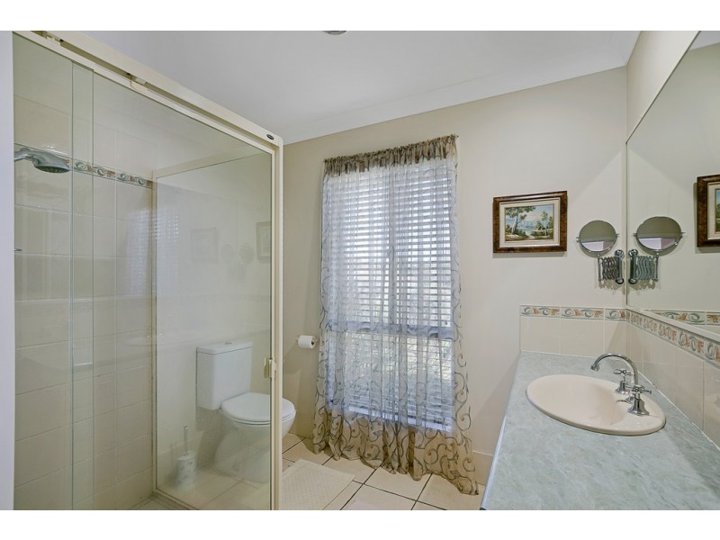 6 Roseburn Court, Torrington QLD 4350