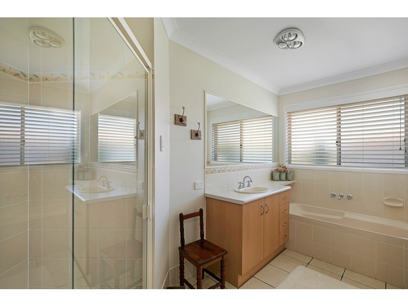 6 Roseburn Court, Torrington QLD 4350