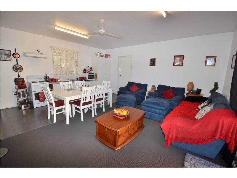 537 North Branch Road, Goomburra QLD 4362