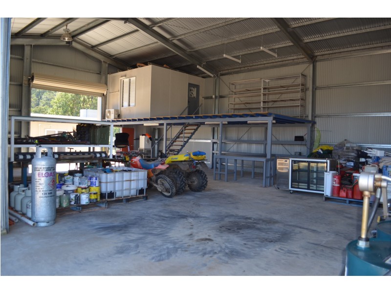 537 North Branch Road, Goomburra QLD 4362