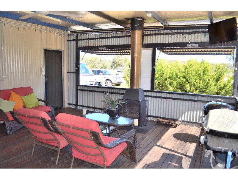 537 North Branch Road, Goomburra QLD 4362