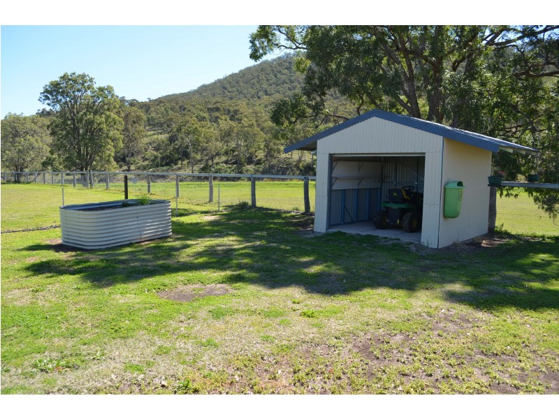 537 North Branch Road, Goomburra QLD 4362