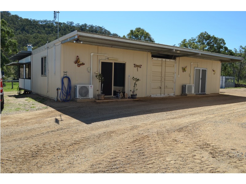 537 North Branch Road, Goomburra QLD 4362