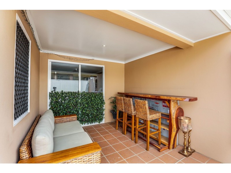 6/19B Gladstone Street, Newtown QLD 4350