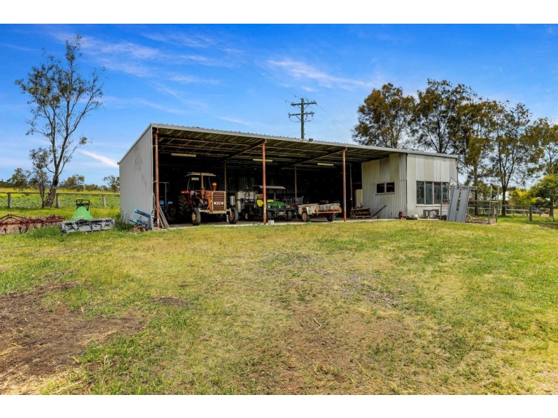 18 Smith Creek Road, Vale View QLD 4352