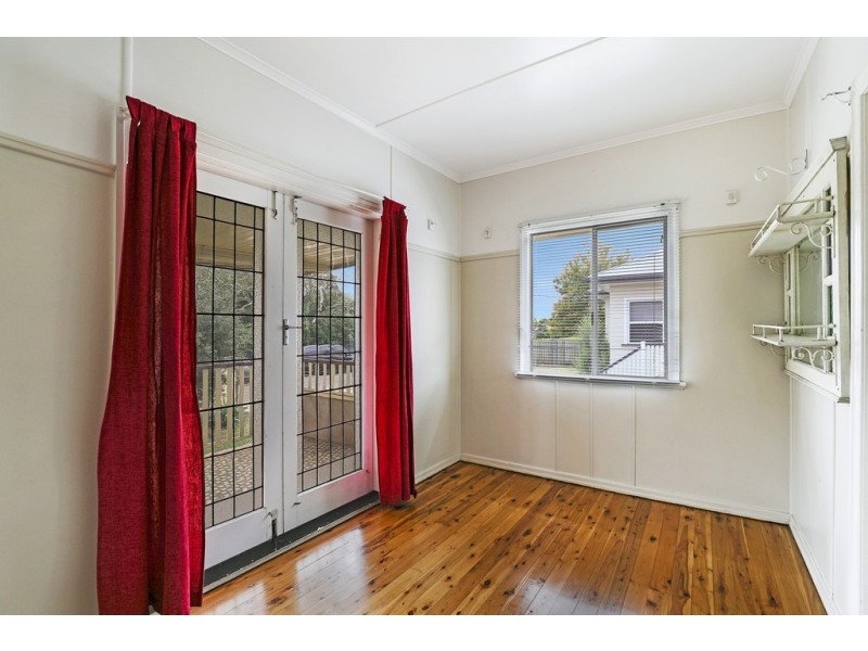 30 Farquharson Street, Harristown QLD 4350