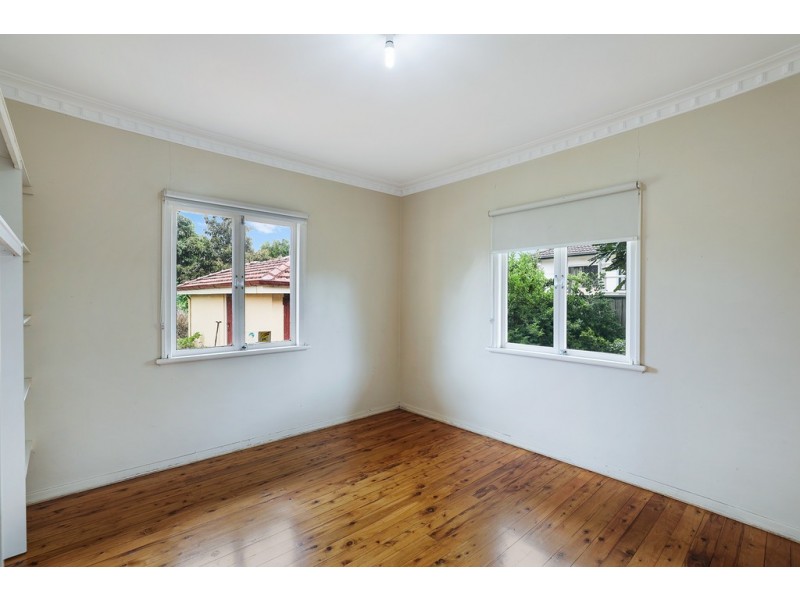 30 Farquharson Street, Harristown QLD 4350