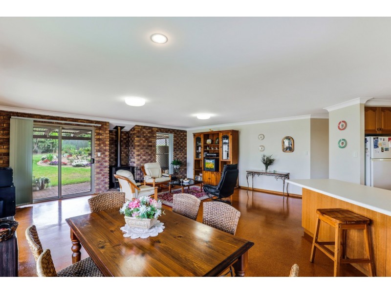 15 Parkland Close, Rangeville QLD 4350