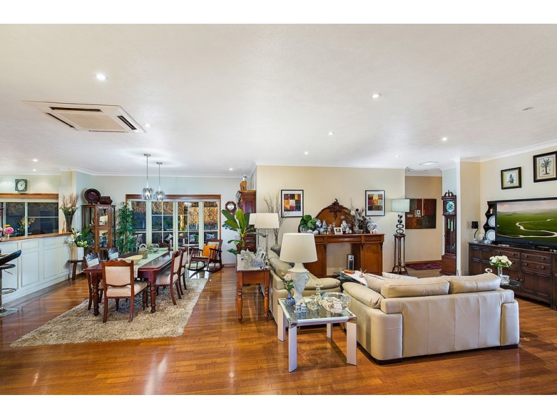 21 Holly Avenue, Highfields QLD 4352