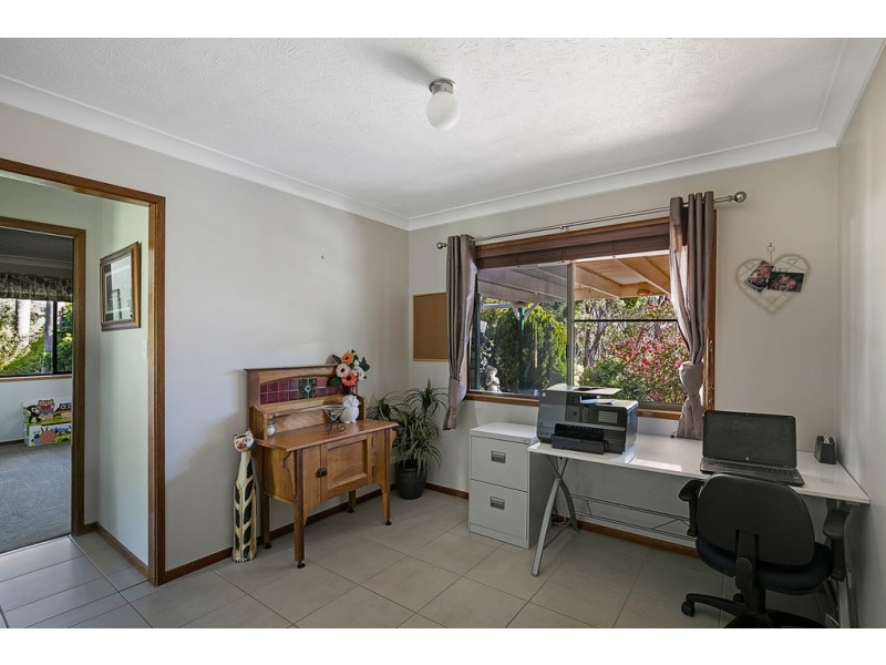 15 Hamblin Court, Mount Rascal QLD 4350
