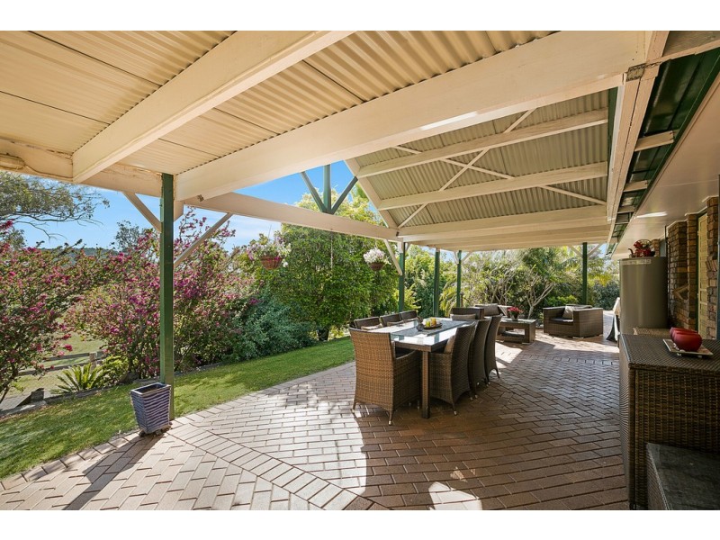 15 Hamblin Court, Mount Rascal QLD 4350