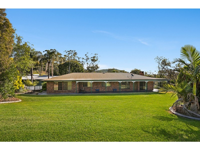 15 Hamblin Court, Mount Rascal QLD 4350