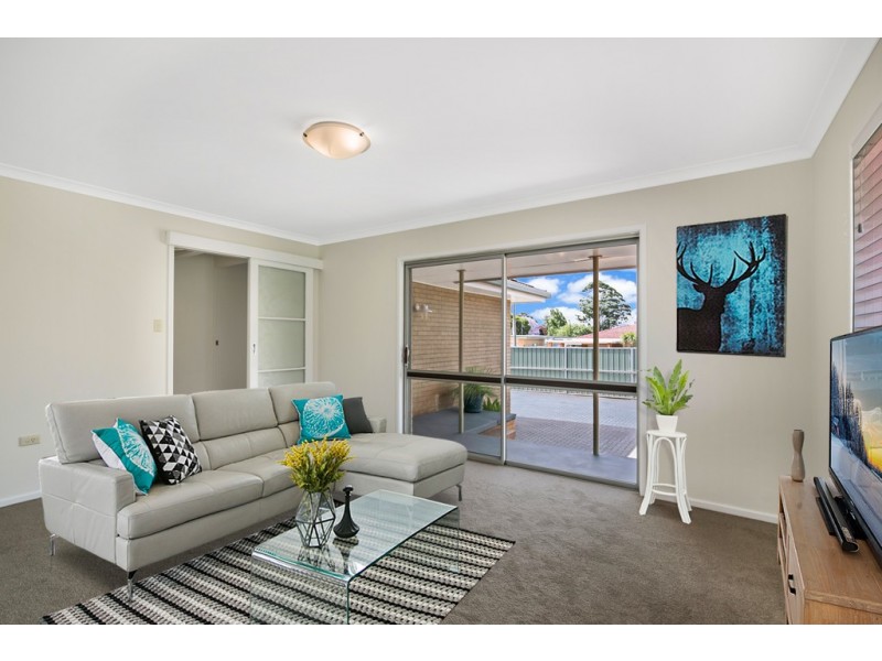 20 Matthews Street, Harristown QLD 4350