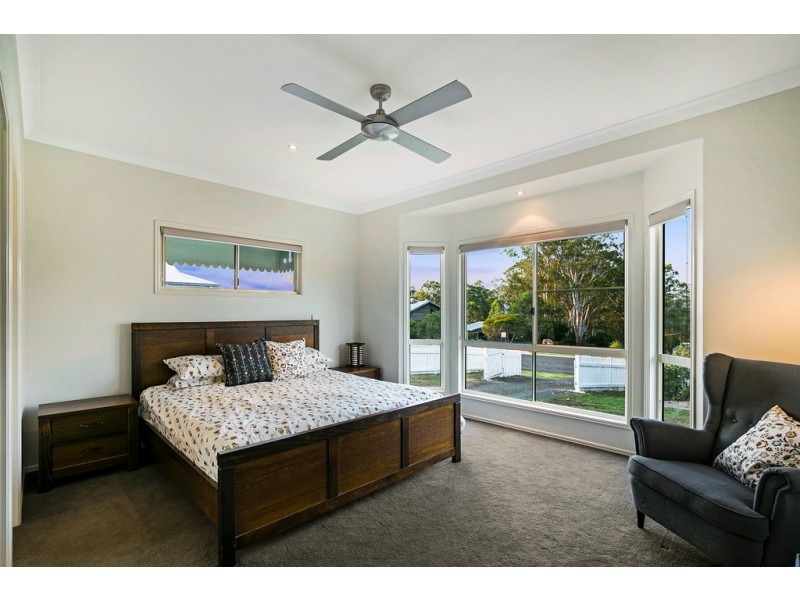 7 Holly Avenue, Highfields QLD 4352