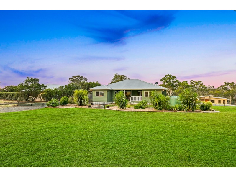 7 Holly Avenue, Highfields QLD 4352