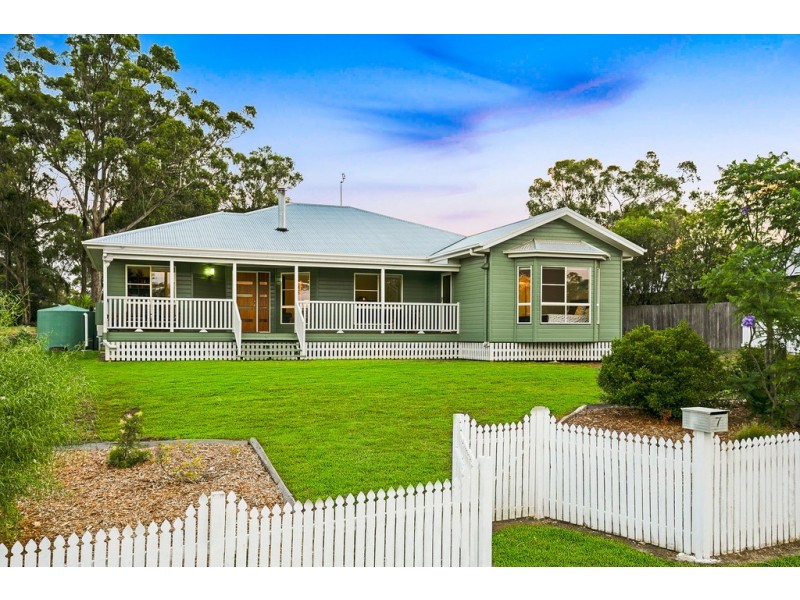 7 Holly Avenue, Highfields QLD 4352