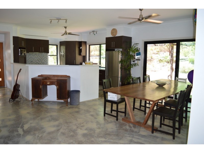 89 Smith Creek Road, Vale View QLD 4352