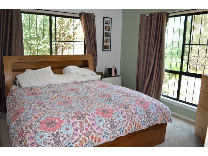 89 Smith Creek Road, Vale View QLD 4352