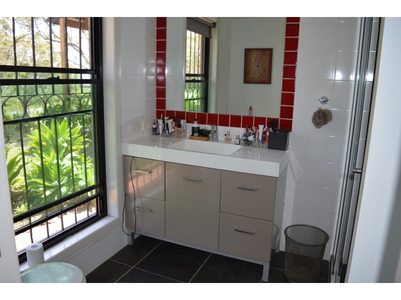 89 Smith Creek Road, Vale View QLD 4352