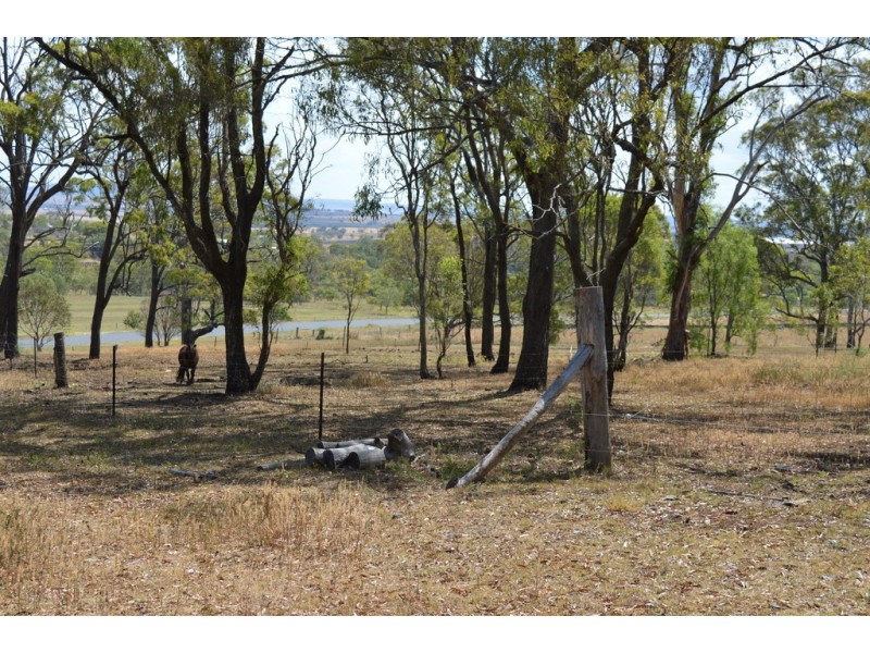 89 Smith Creek Road, Vale View QLD 4352