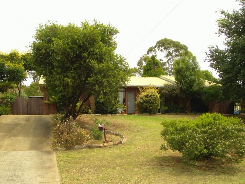 15 Claire Street, Centenary Heights QLD 4350