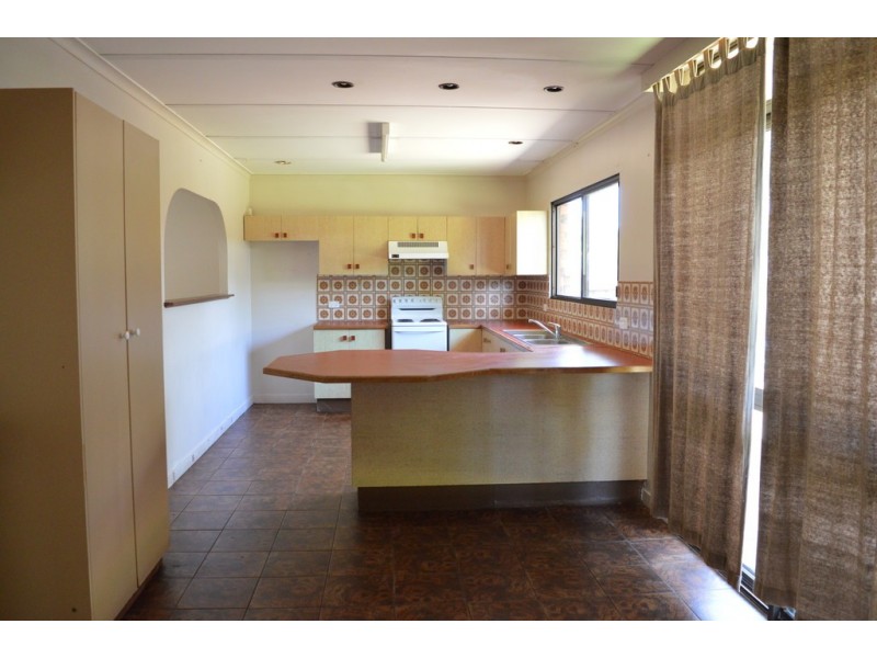 15 Claire Street, Centenary Heights QLD 4350