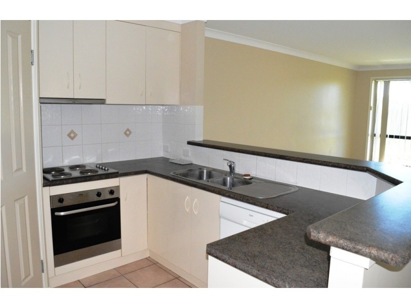 1/10 Cortess Street, Kearneys Spring QLD 4350