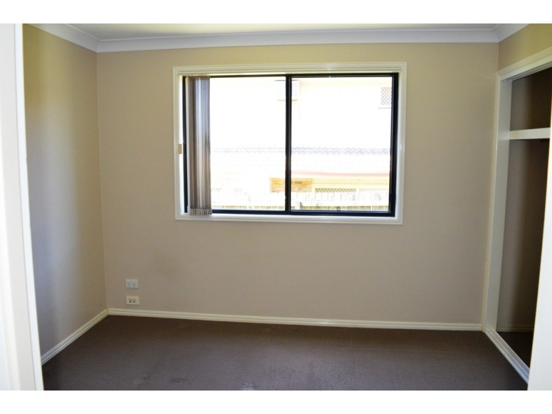 1/10 Cortess Street, Kearneys Spring QLD 4350