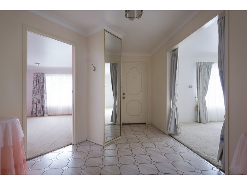 22 Arabian Street, Harristown QLD 4350