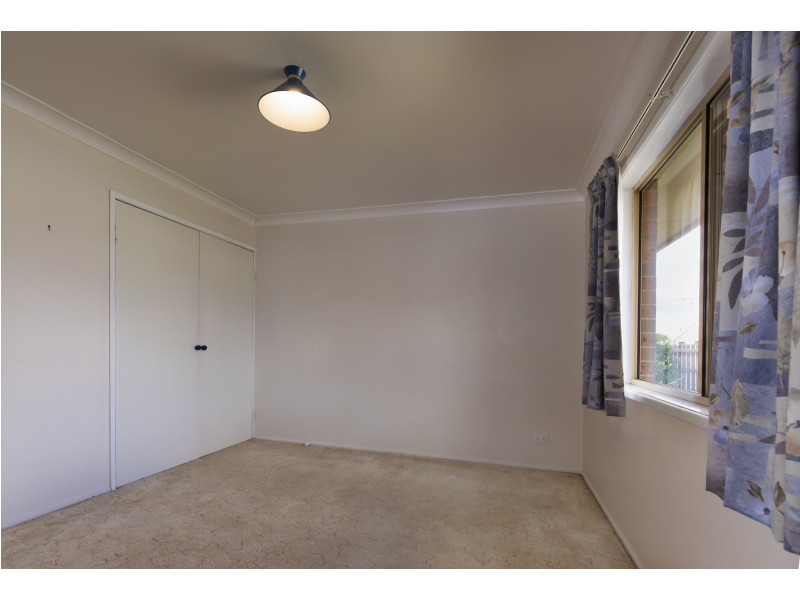 22 Arabian Street, Harristown QLD 4350