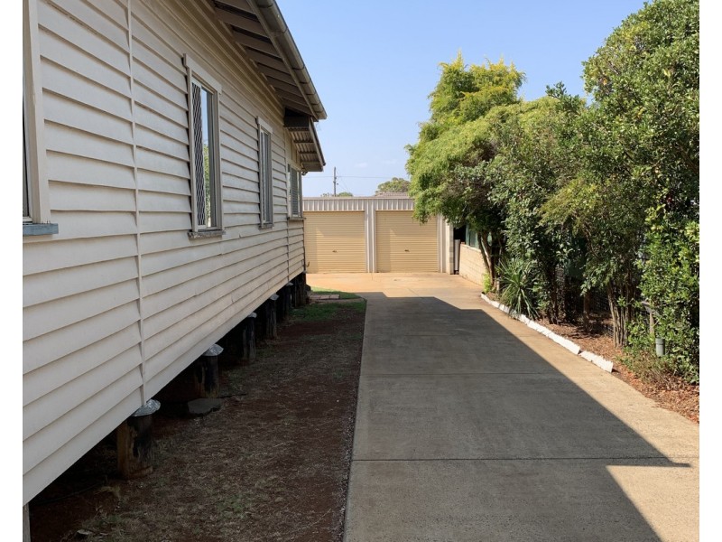 187 Russell Street, Newtown QLD 4350