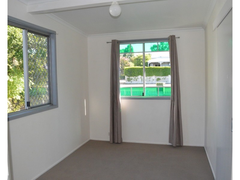 187 Russell Street, Newtown QLD 4350