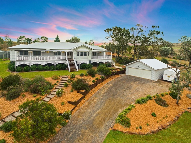 2 Saintly Place, Hodgson Vale QLD 4352