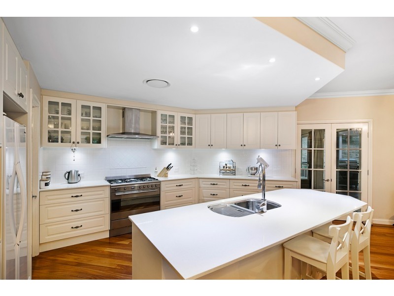 2 Saintly Place, Hodgson Vale QLD 4352
