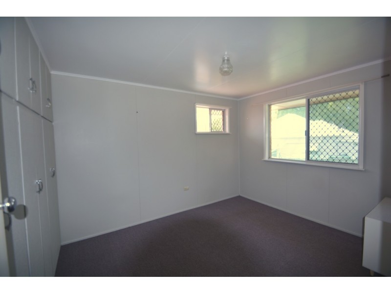 3/2 Leichney Street, South Toowoomba QLD 4350