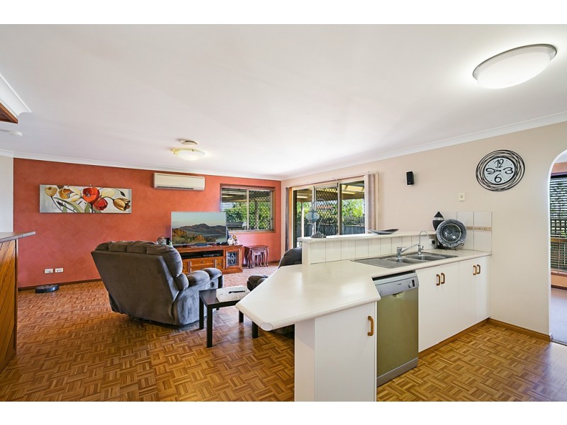 490 West Street, Kearneys Spring QLD 4350