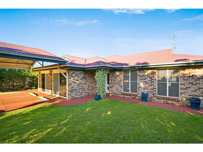 490 West Street, Kearneys Spring QLD 4350