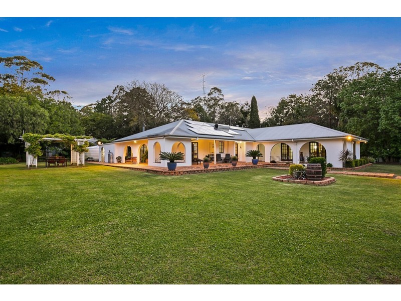 127 Robinson Road, Geham QLD 4352