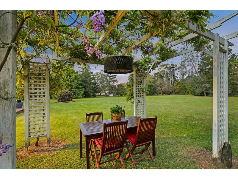 127 Robinson Road, Geham QLD 4352