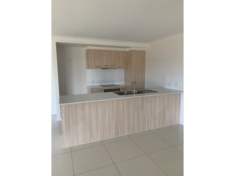 30 Weebah Place, Cambooya QLD 4358