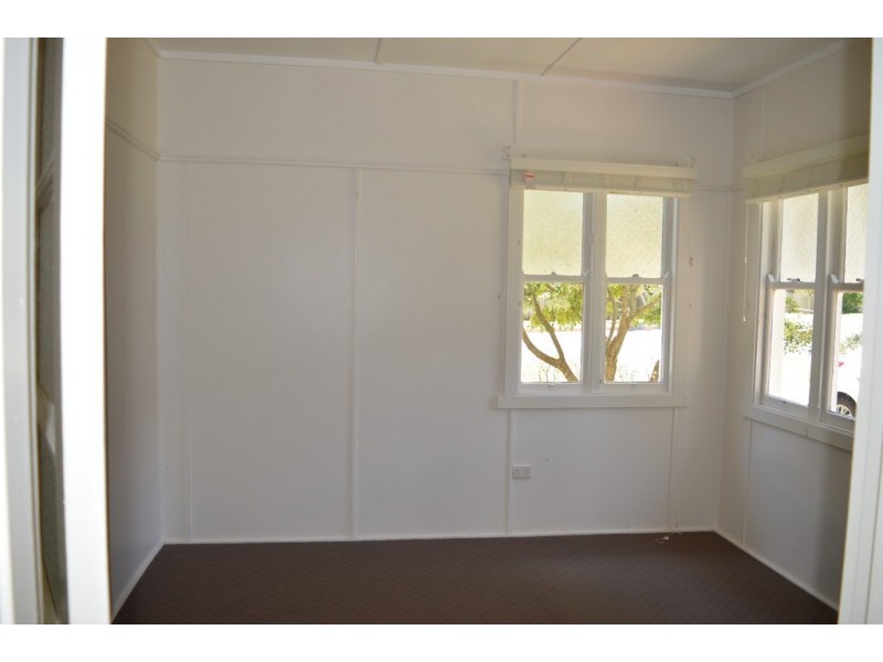2/12 Kent Street, East Toowoomba QLD 4350