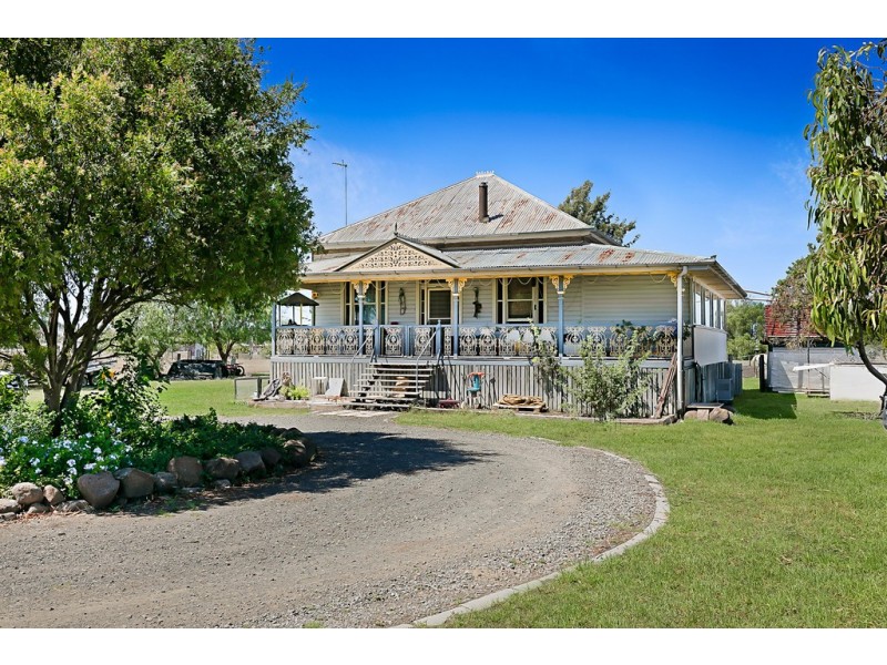 49 Quarry Street, Cambooya QLD 4358