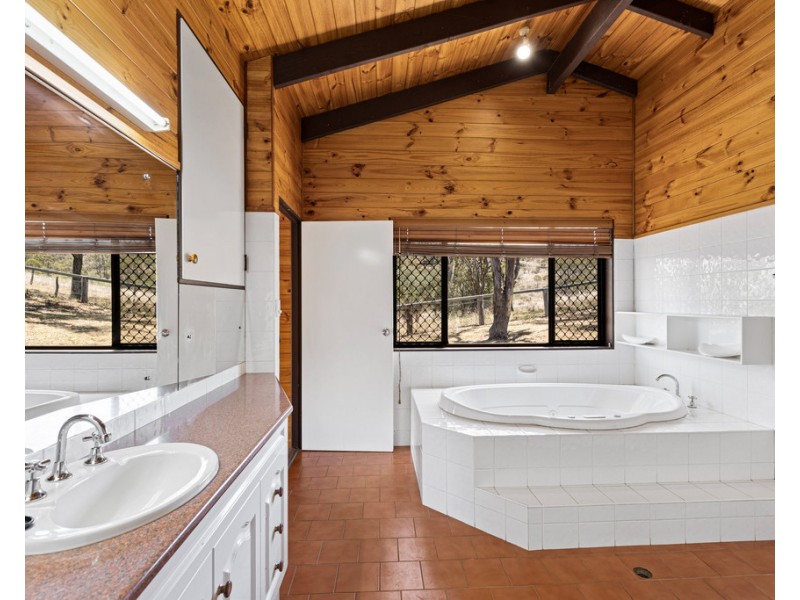 619 Anzac Avenue, Drayton QLD 4350