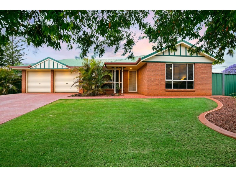 1 Malt Court, Kearneys Spring QLD 4350